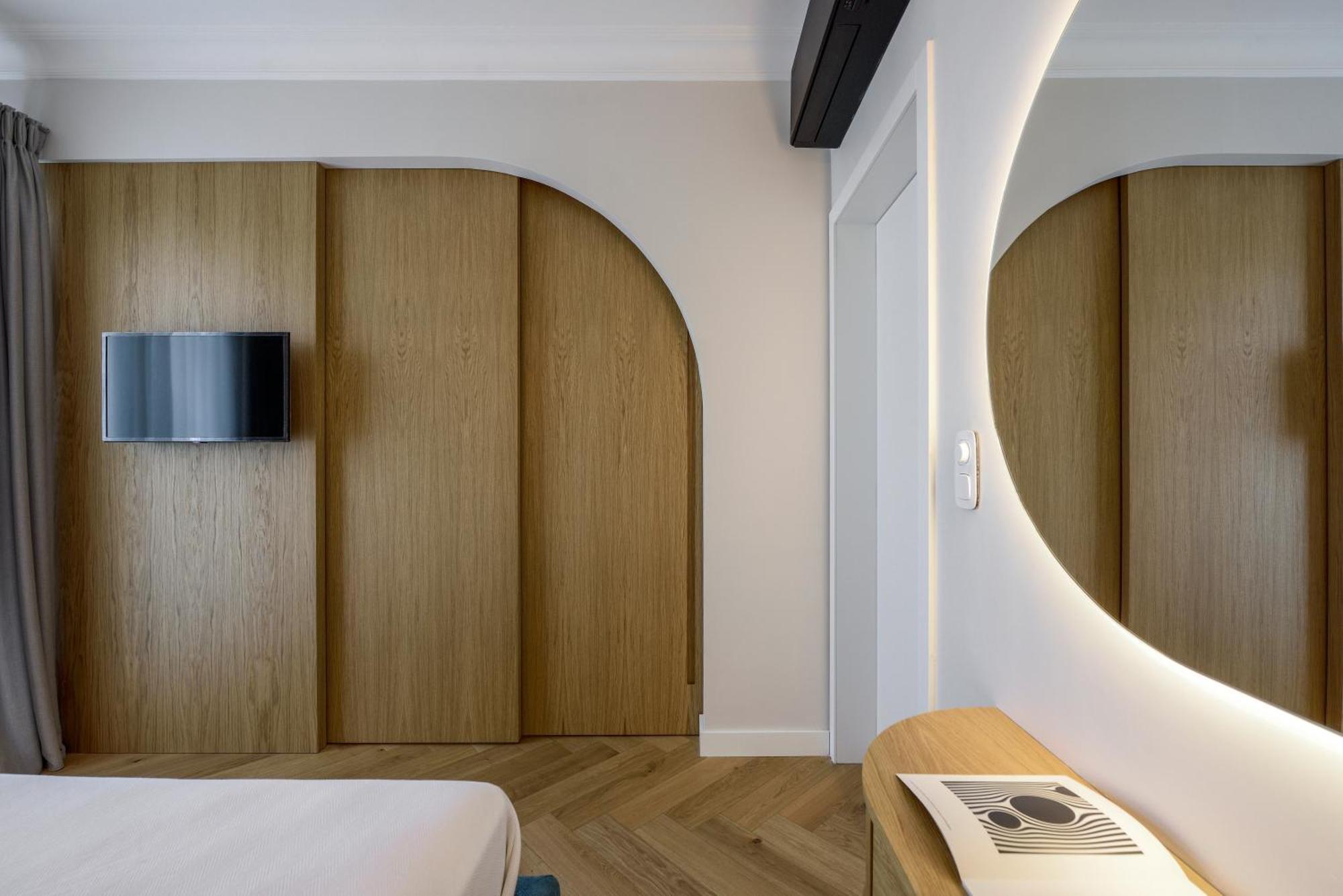 Queen Apartment Thessaloniki By Luxlikehome سالونيك المظهر الخارجي الصورة