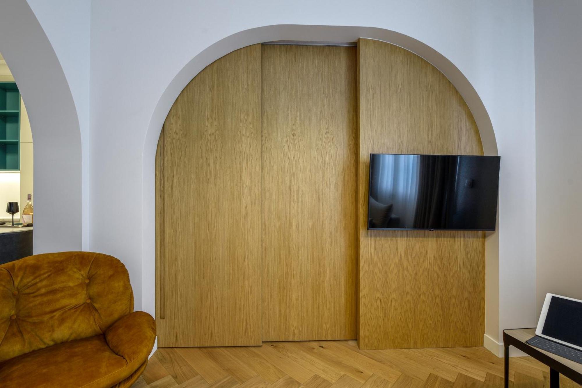 Queen Apartment Thessaloniki By Luxlikehome سالونيك المظهر الخارجي الصورة
