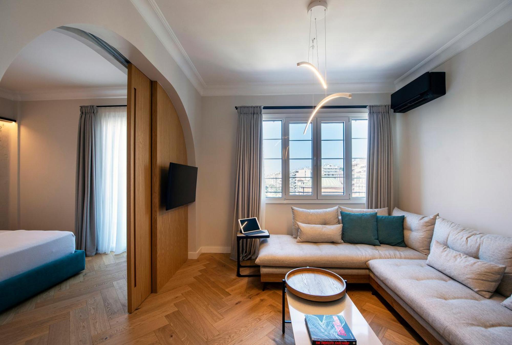 Queen Apartment Thessaloniki By Luxlikehome سالونيك المظهر الخارجي الصورة