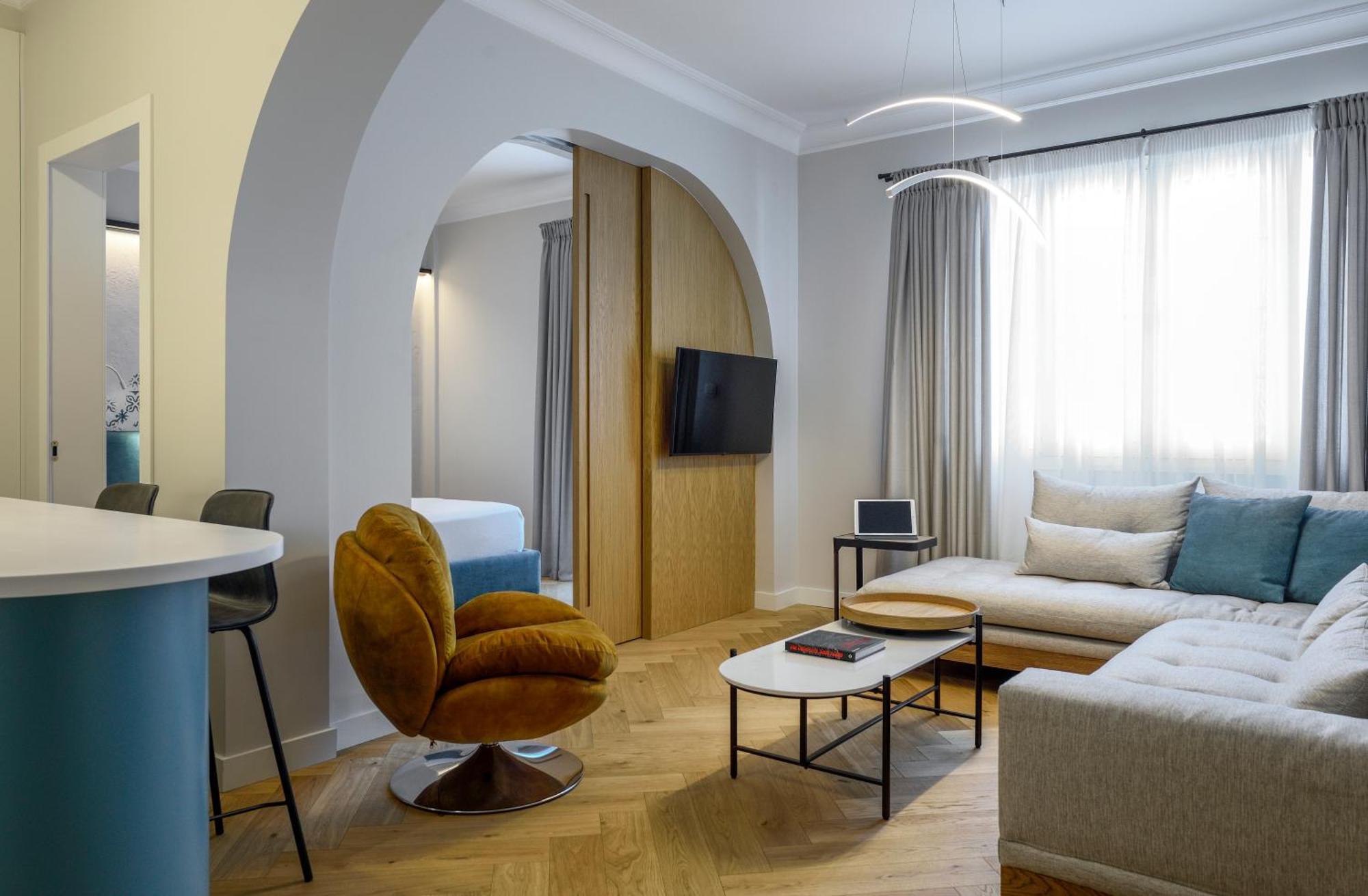 Queen Apartment Thessaloniki By Luxlikehome سالونيك المظهر الخارجي الصورة