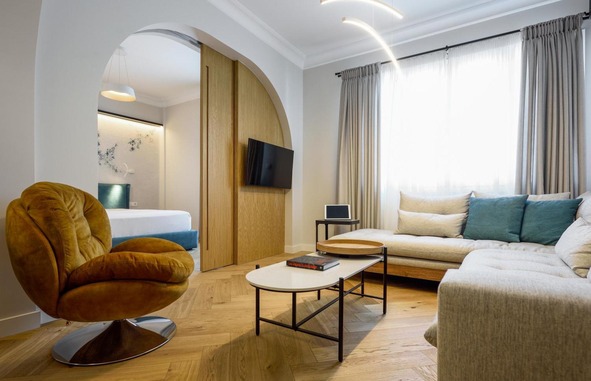 Queen Apartment Thessaloniki By Luxlikehome سالونيك المظهر الخارجي الصورة