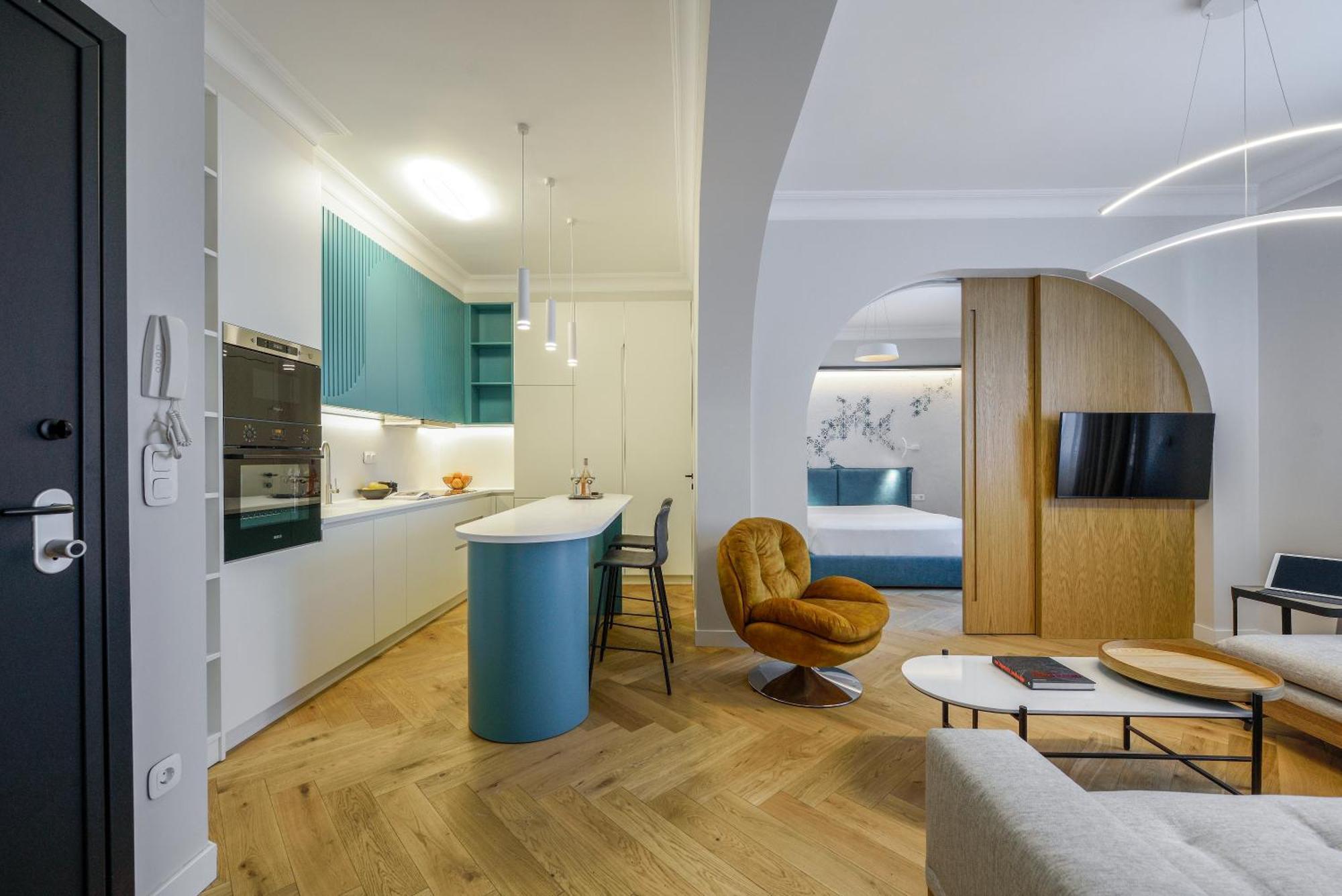 Queen Apartment Thessaloniki By Luxlikehome سالونيك المظهر الخارجي الصورة